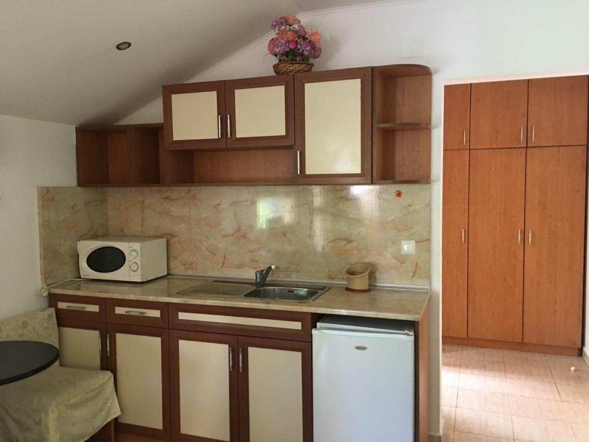 Трите Щерки Tryavna Exterior foto